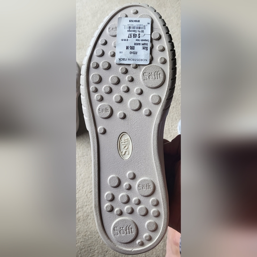 Sofft Women's Potina Slip on Sneaker Size 9.5 Suede Leather Taupe Pre-owned - Picture 5 of 8